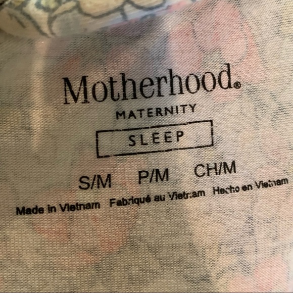 Motherhood Maternity Floral Sleepwear Robe Size PM - Picture 3 of 4